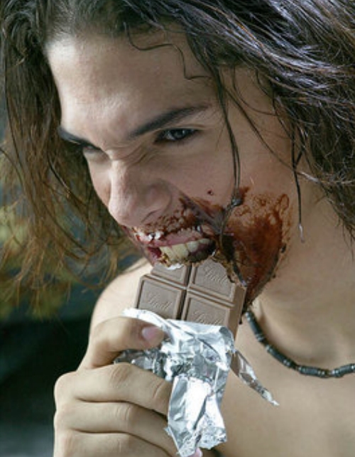 http://healthhabits.files.wordpress.com/2009/06/emotional-eating-chocolate.jpg