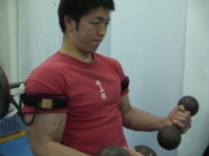 kaatsu biceps